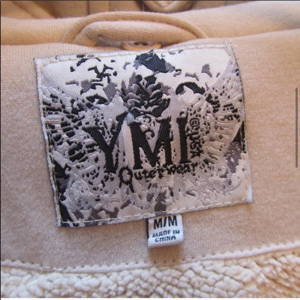 Coat - Picture 4 of 7
